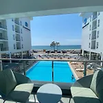 Delfin Kune Hotel Shëngjin