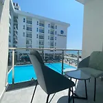 Delfin Kune Hotel