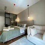 Delfin Kune Hotel