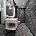 Delfin Kune 5* Shëngjin