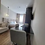 Delfin Kune Hotel