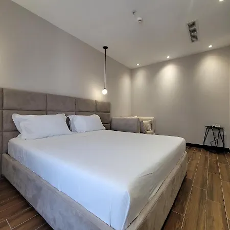 Delfin Kune Hotel 5*