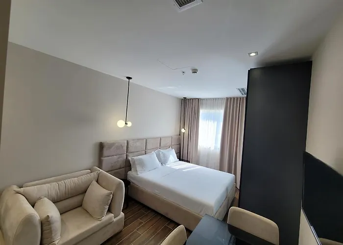 Delfin Kune Hotel