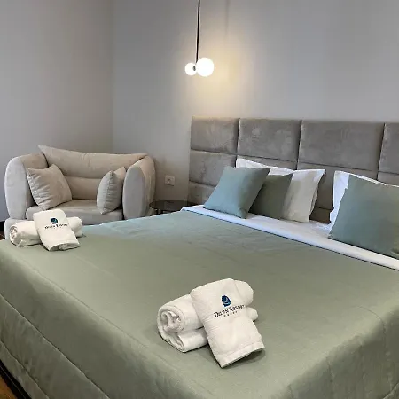 Delfin Kune Szálloda Shëngjin