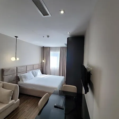Delfin Kune Szálloda 5*