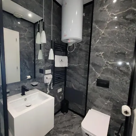 Szálloda Delfin Kune 5*