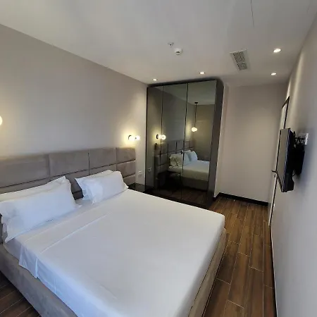 Delfin Kune Hotel 5*