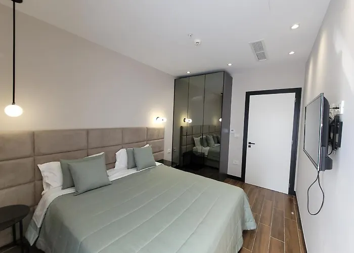 Delfin Kune ホテル 5*